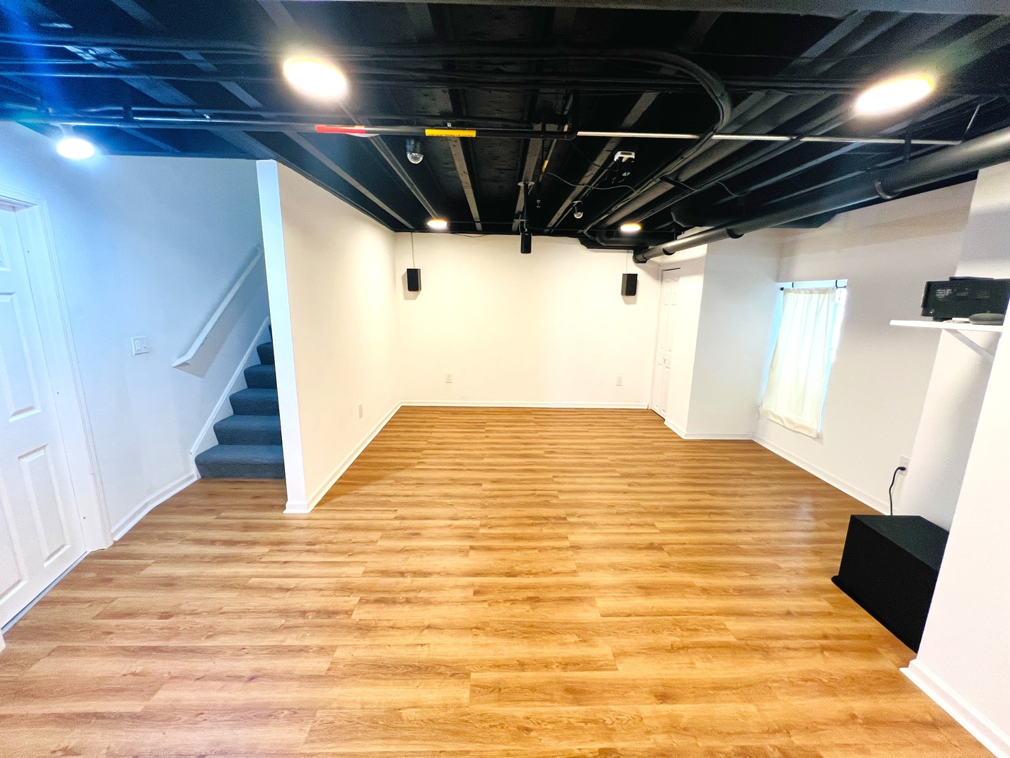 2585 Waterbury Lane, Buffalo Grove, IL 60089