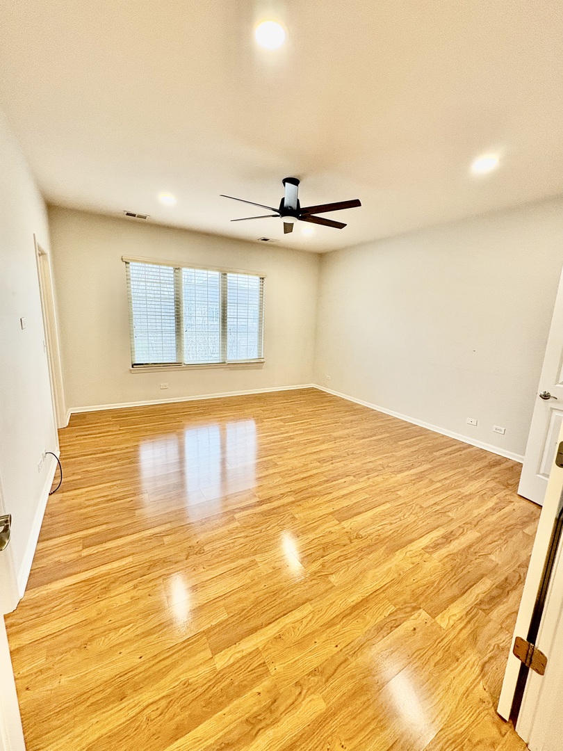 30 Beaconsfield Court #30, Lincolnshire, IL 60069