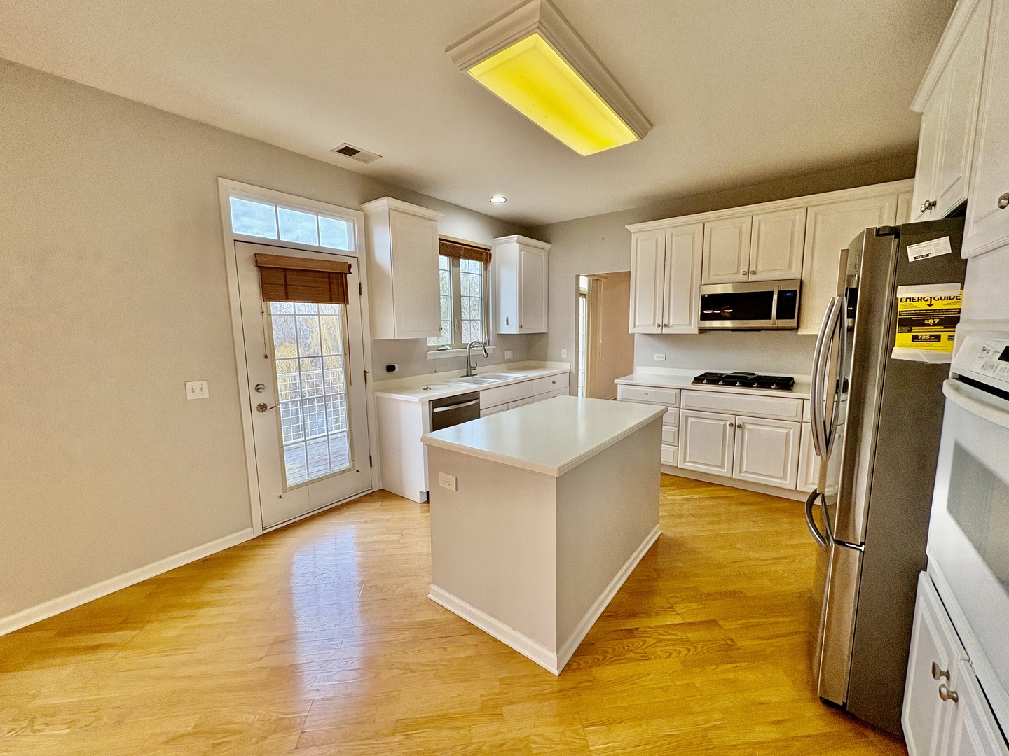 30 Beaconsfield Court #30, Lincolnshire, IL 60069