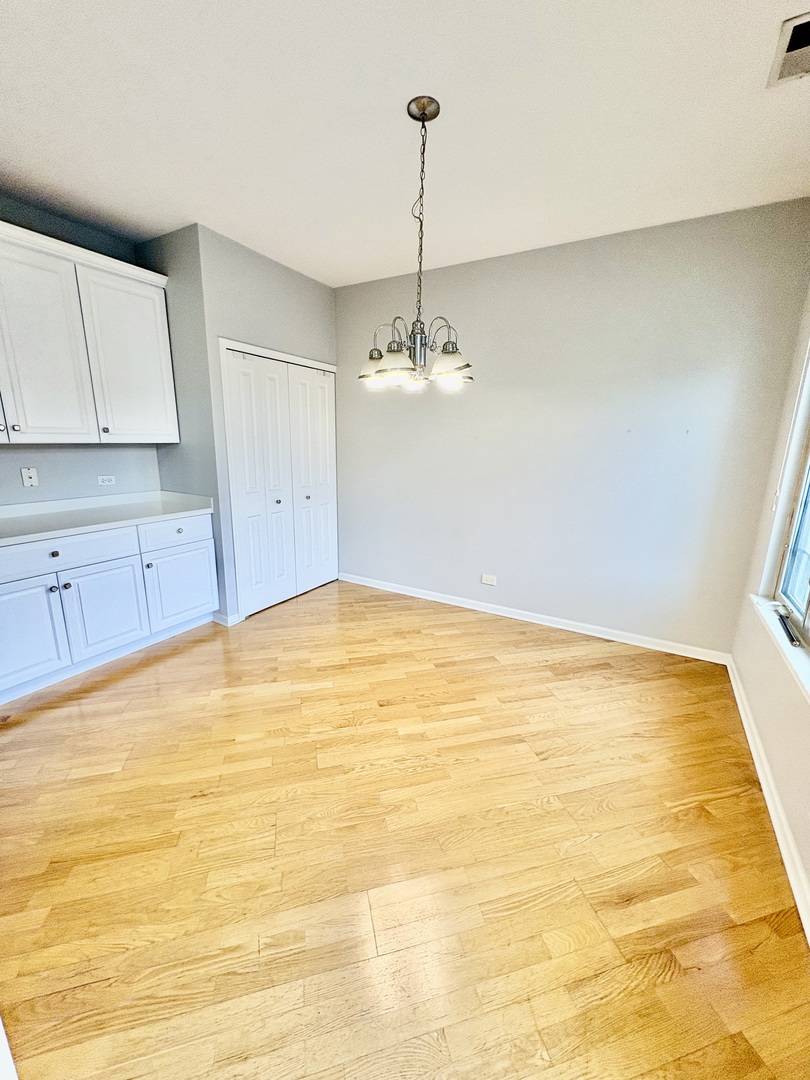 30 Beaconsfield Court #30, Lincolnshire, IL 60069