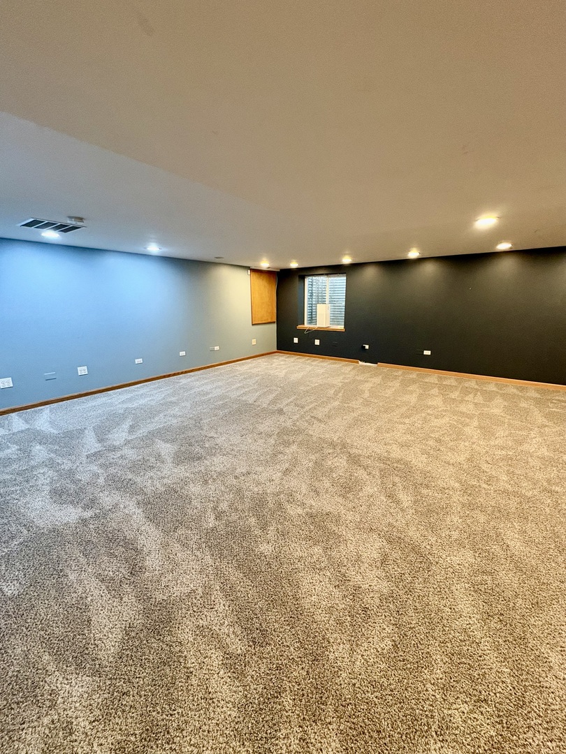 30 Beaconsfield Court #30, Lincolnshire, IL 60069