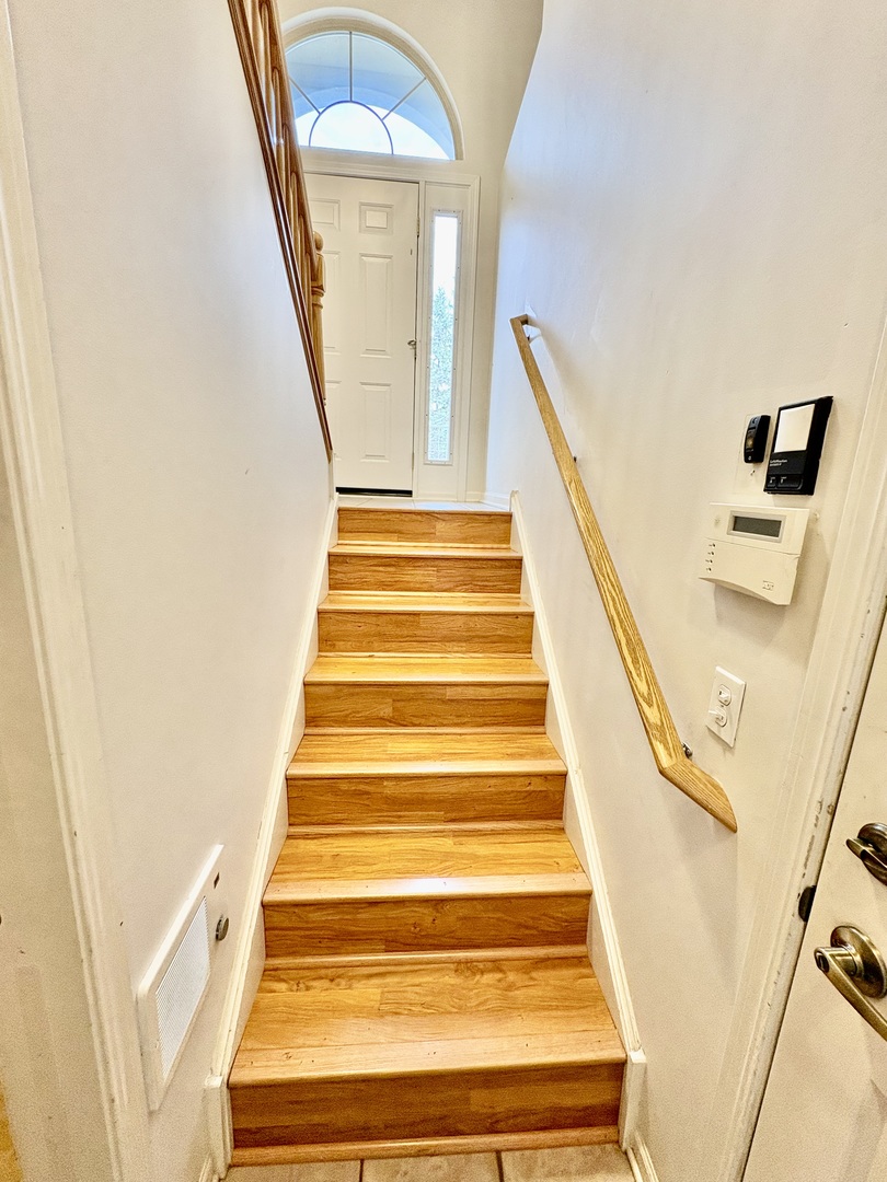 30 Beaconsfield Court #30, Lincolnshire, IL 60069