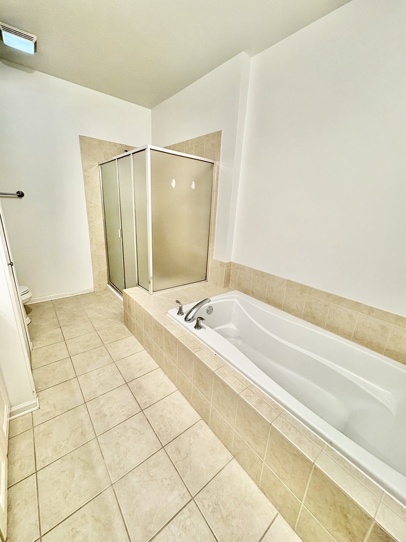 30 Beaconsfield Court #30, Lincolnshire, IL 60069