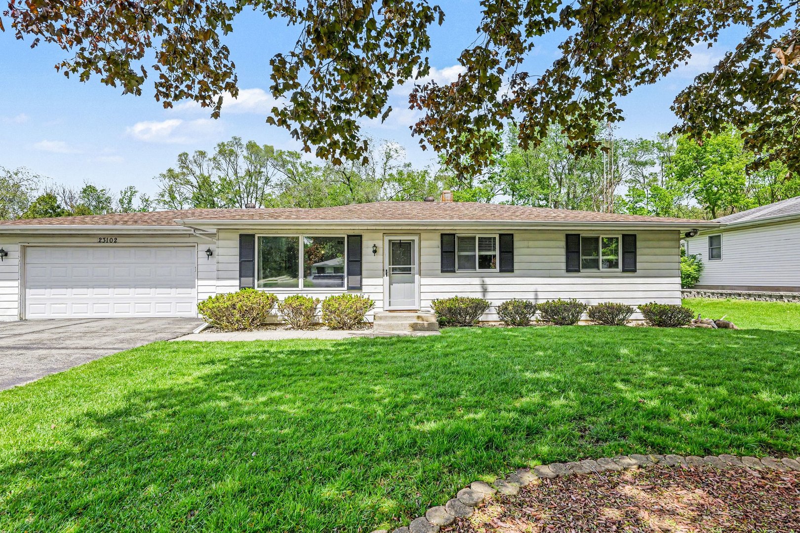 23102 W Marylou Avenue, Channahon, IL 60410