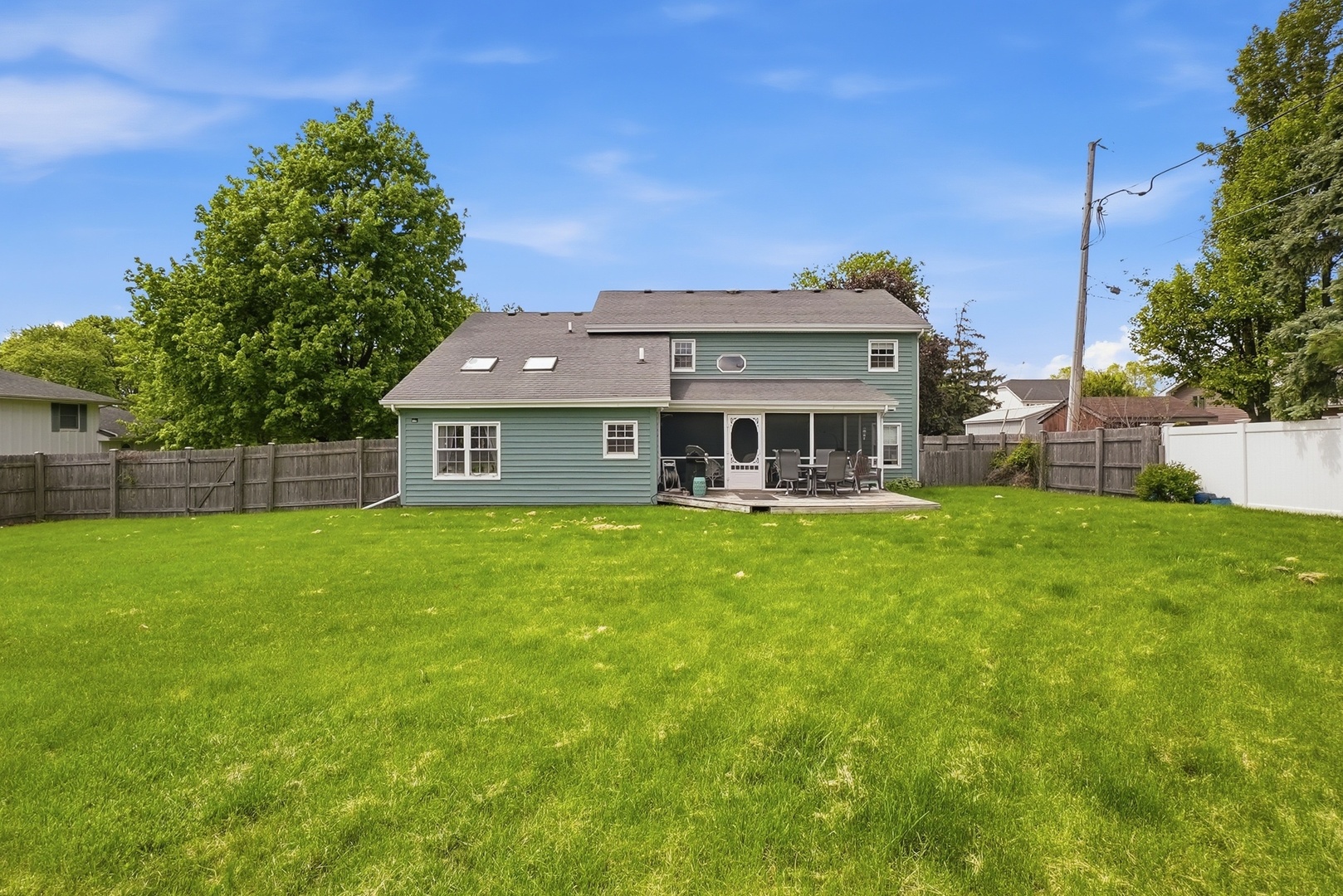 16249 S Howard Street, Plainfield, IL 60586