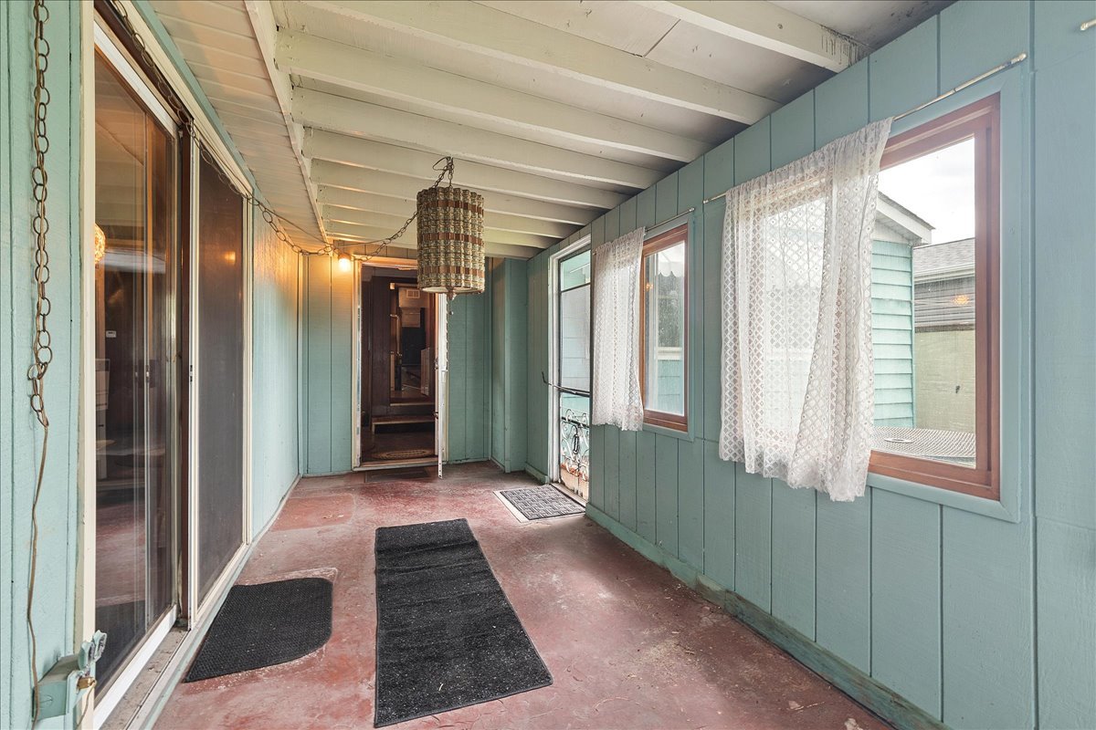 11024 Oxford Avenue, Chicago Ridge, IL 60415