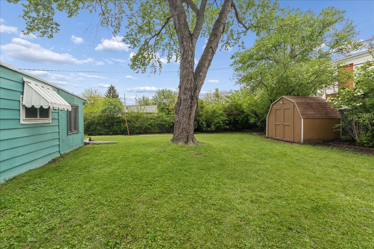 11024 Oxford Avenue, Chicago Ridge, IL 60415