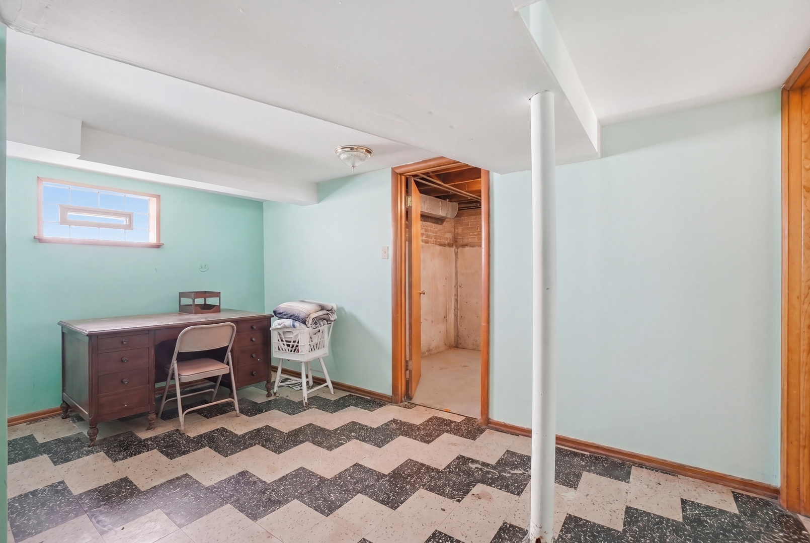 10140 S Washtenaw Avenue, Chicago, IL 60655