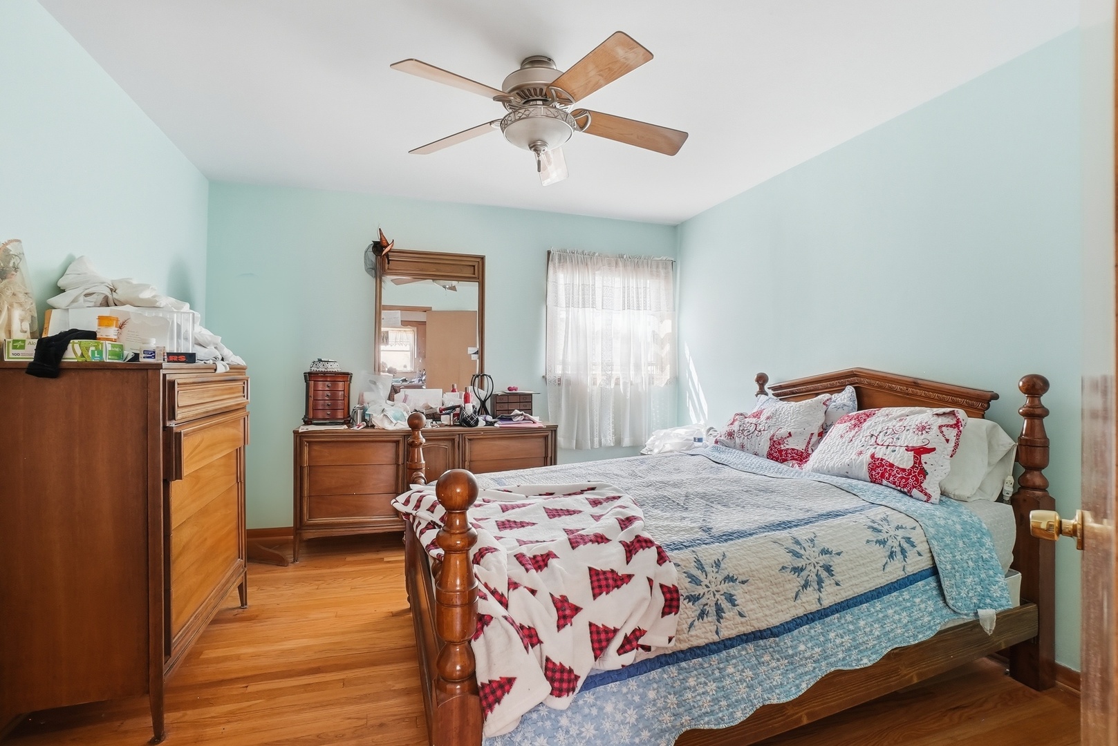 10140 S Washtenaw Avenue, Chicago, IL 60655