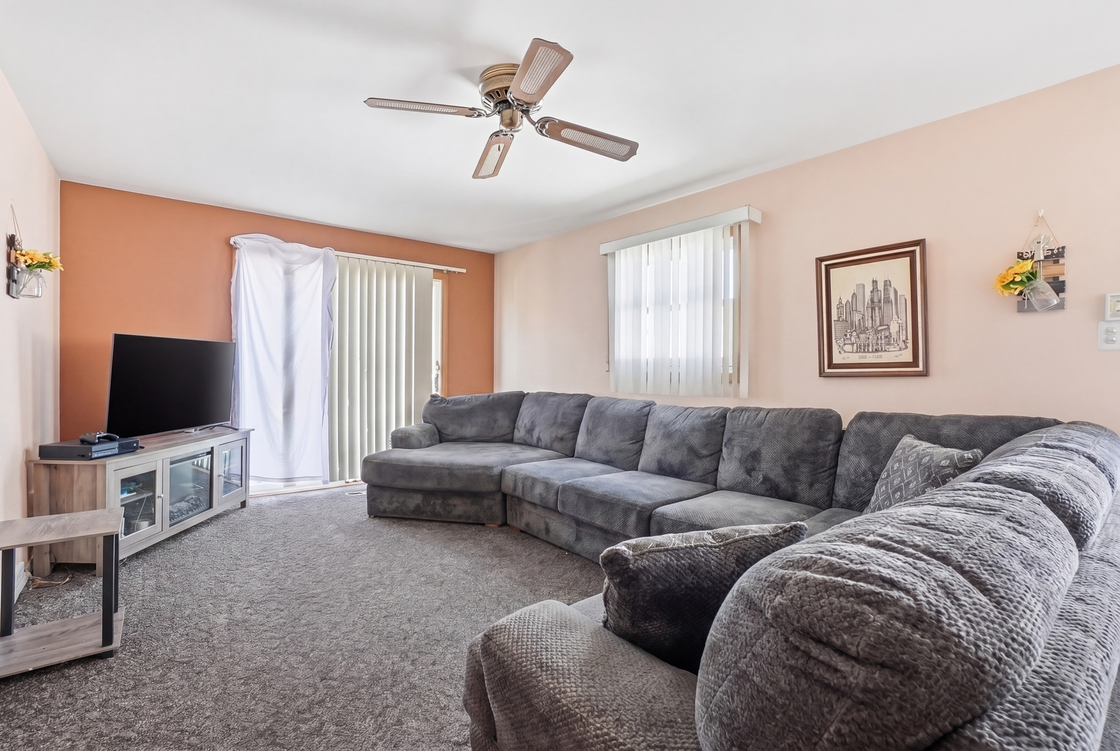 10140 S Washtenaw Avenue, Chicago, IL 60655