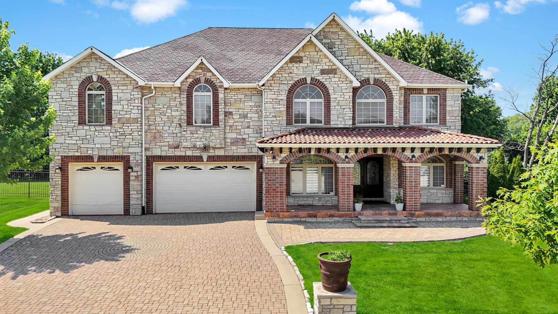 249 Monterey Drive, New Lenox, IL 60451