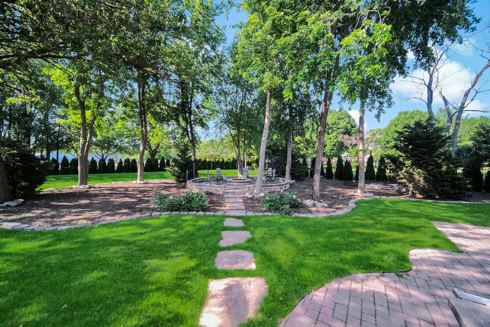 249 Monterey Drive, New Lenox, IL 60451