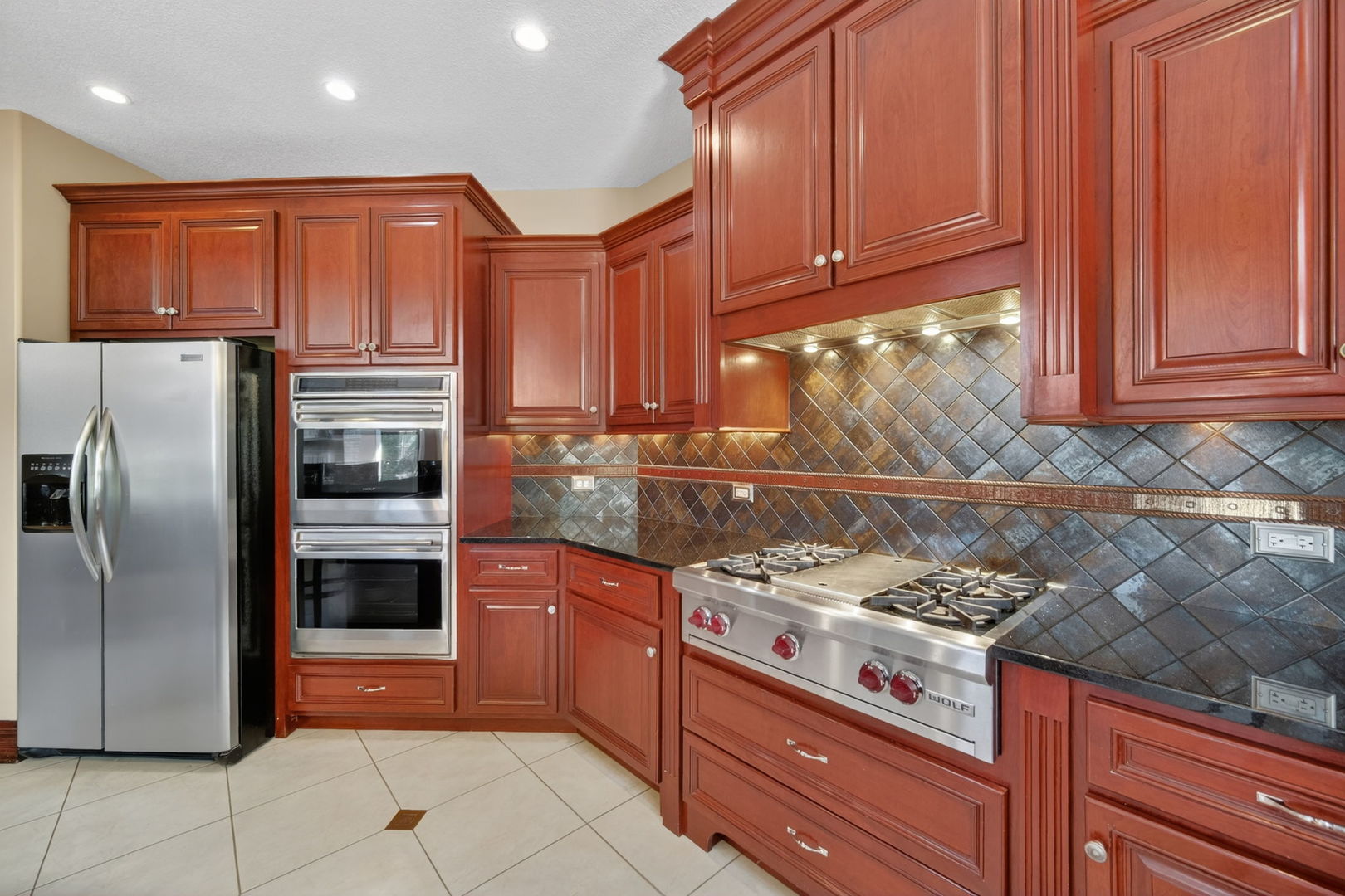 249 Monterey Drive, New Lenox, IL 60451