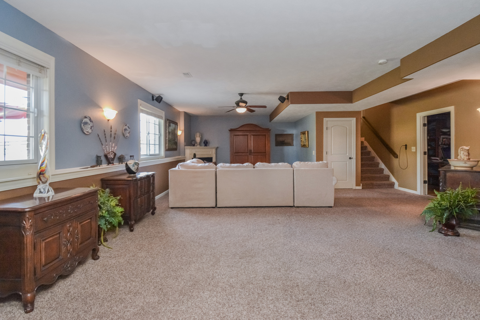 1303 Janet Drive, Bloomington, IL 61704