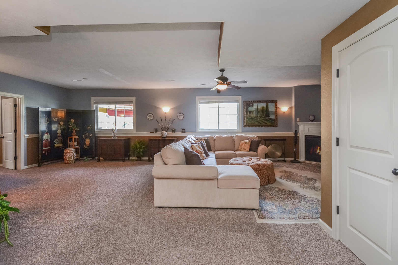 1303 Janet Drive, Bloomington, IL 61704