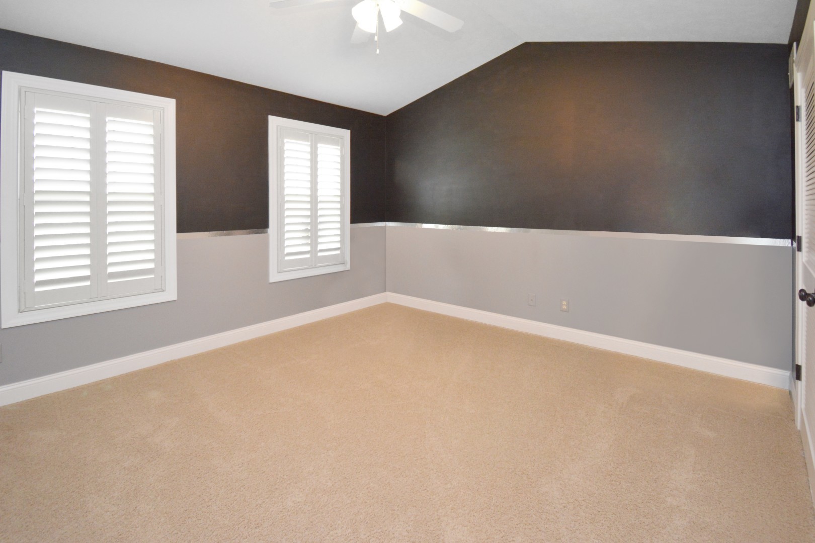 1303 Janet Drive, Bloomington, IL 61704