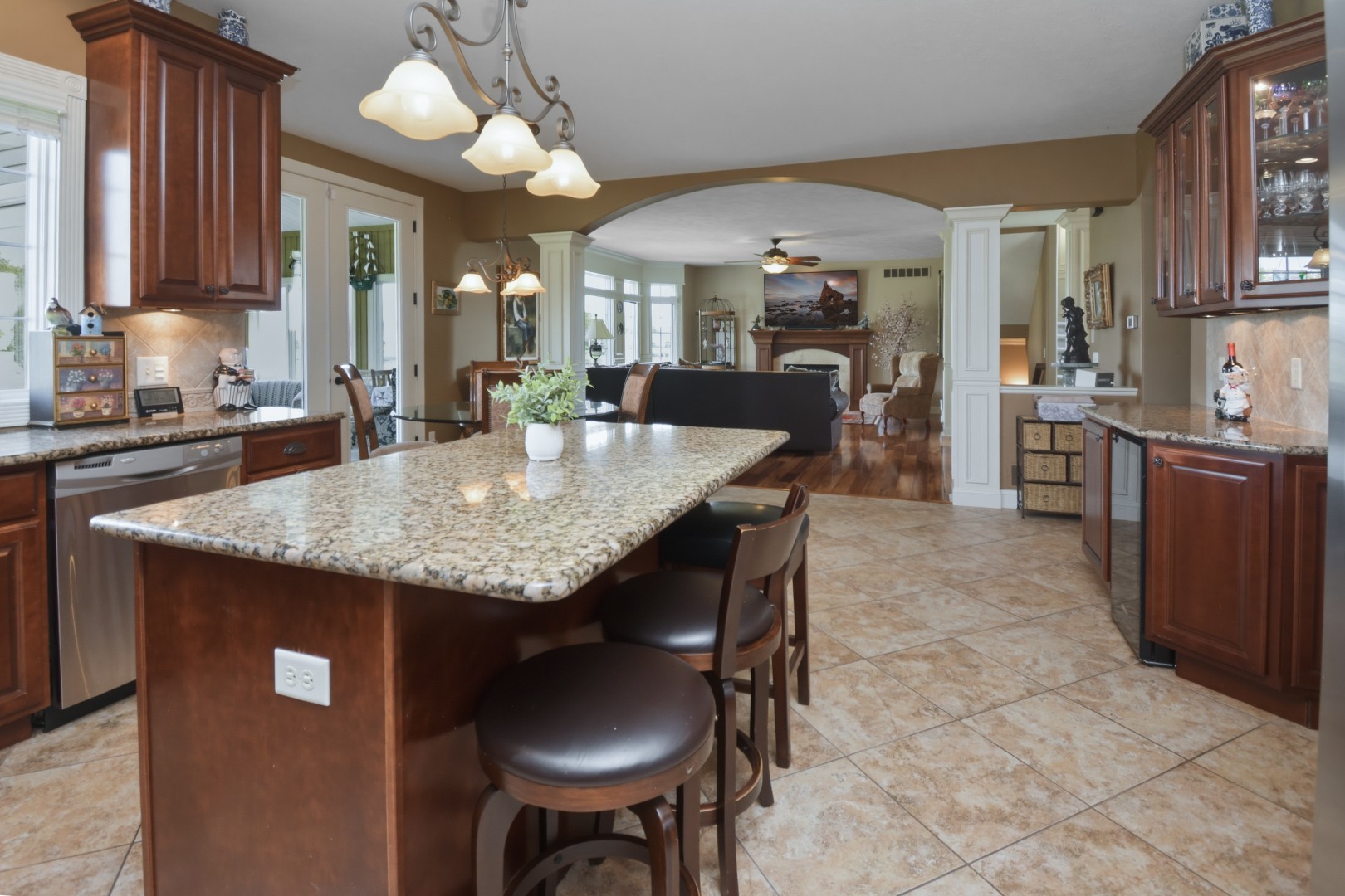 1303 Janet Drive, Bloomington, IL 61704
