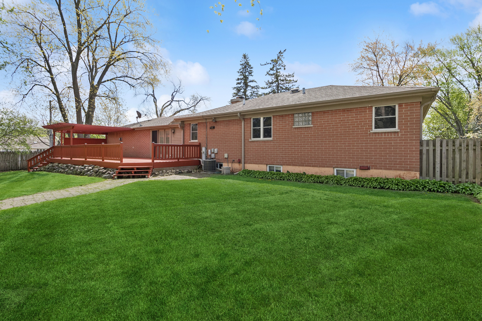 1603 N Evergreen Avenue, Arlington Heights, IL 60004