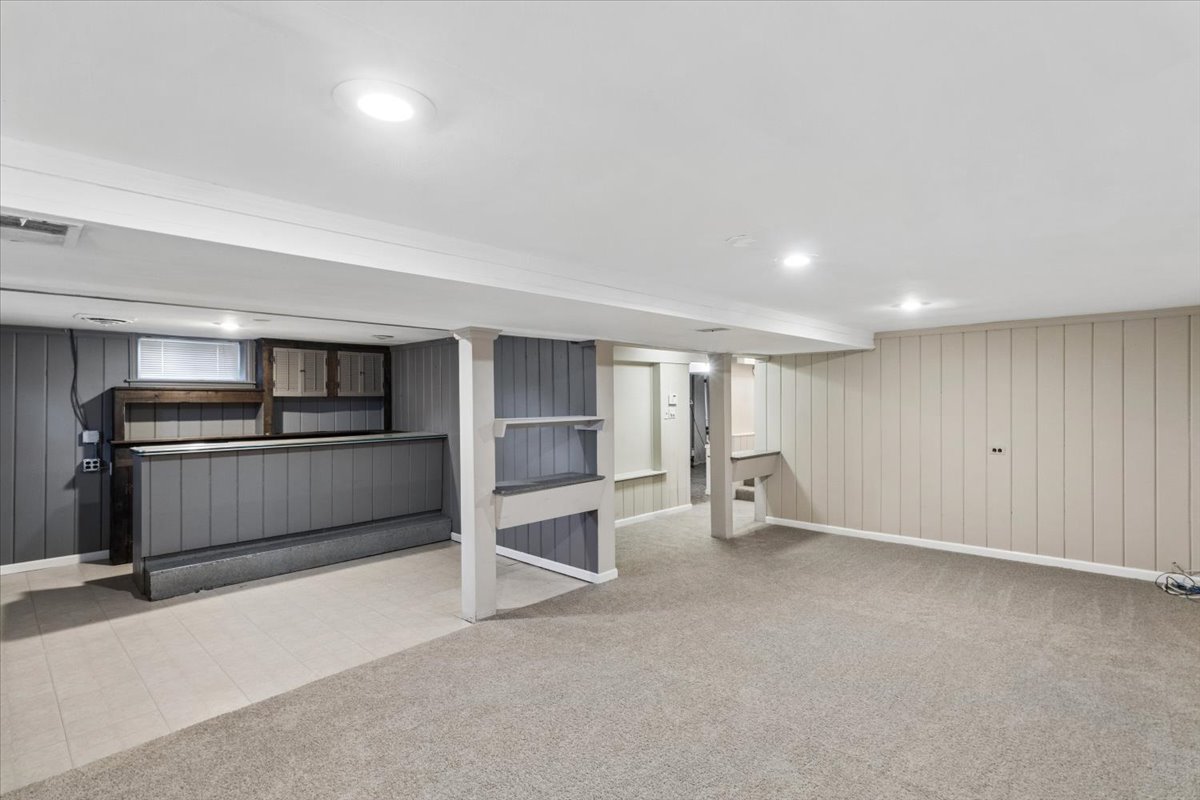 1603 N Evergreen Avenue, Arlington Heights, IL 60004