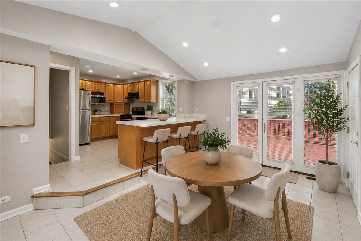 1603 N Evergreen Avenue, Arlington Heights, IL 60004