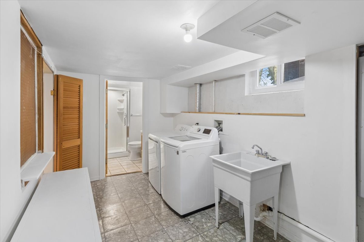 1603 N Evergreen Avenue, Arlington Heights, IL 60004