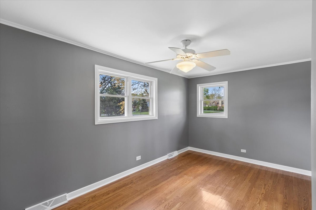 1603 N Evergreen Avenue, Arlington Heights, IL 60004