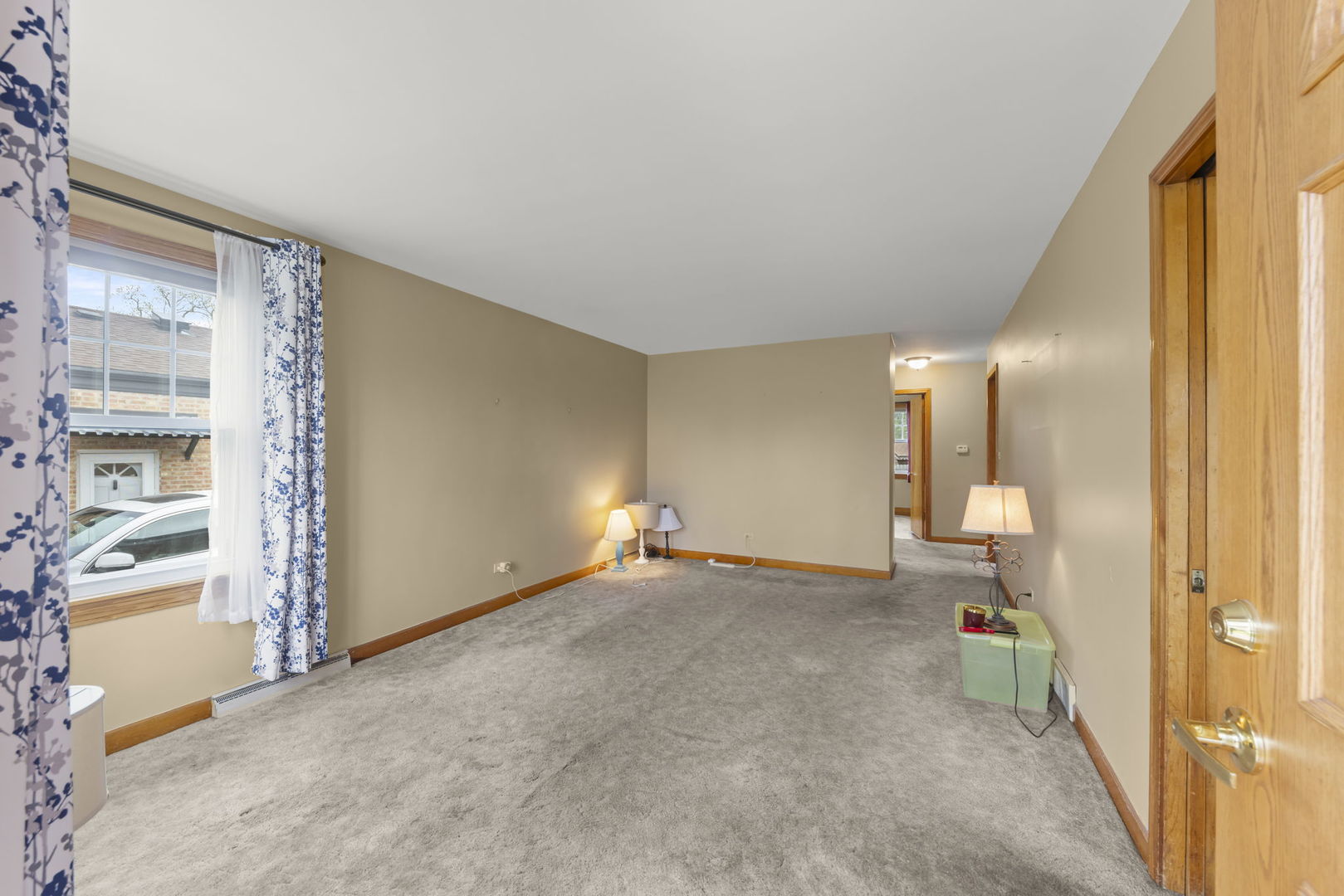 9966 Montrose Avenue, Schiller Park, IL 60176