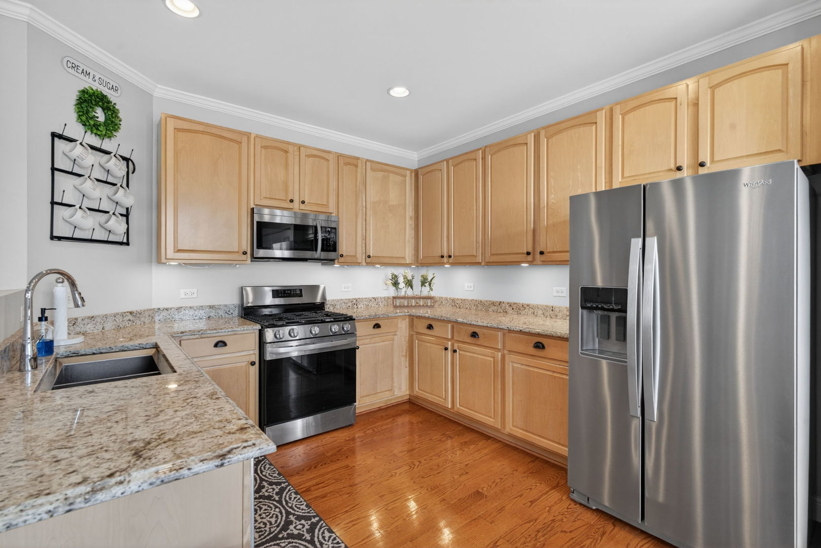 1155 S Wabena Avenue, Minooka, IL 60447