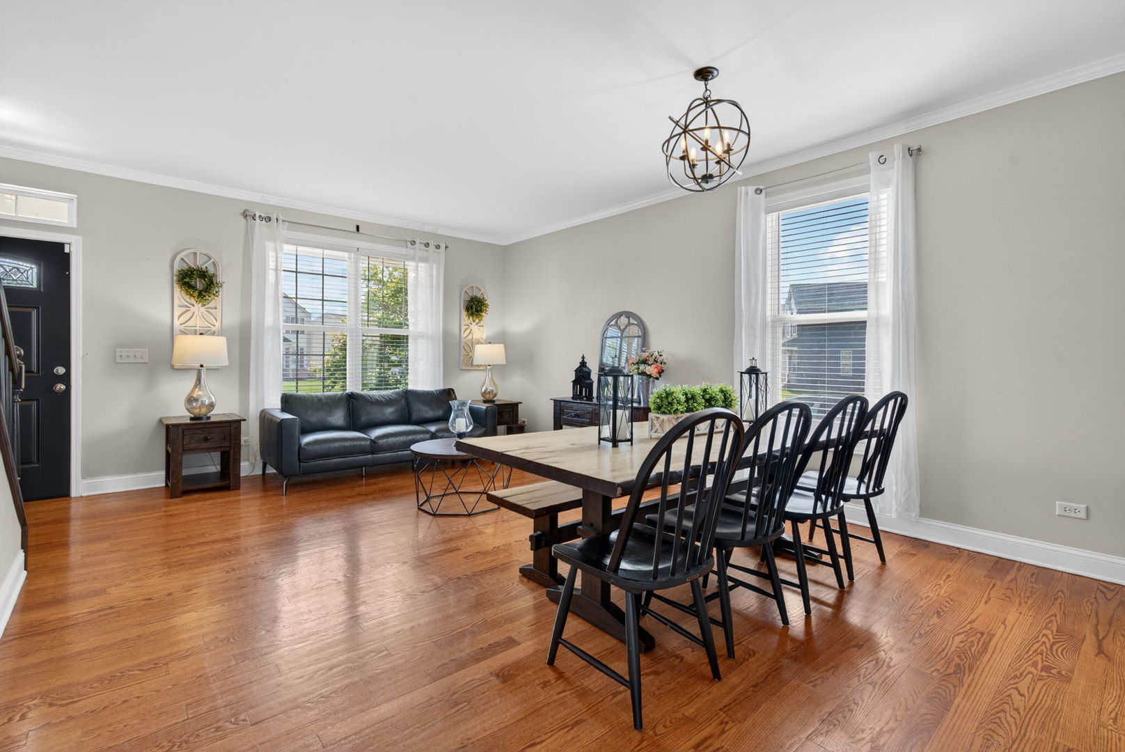 1155 S Wabena Avenue, Minooka, IL 60447