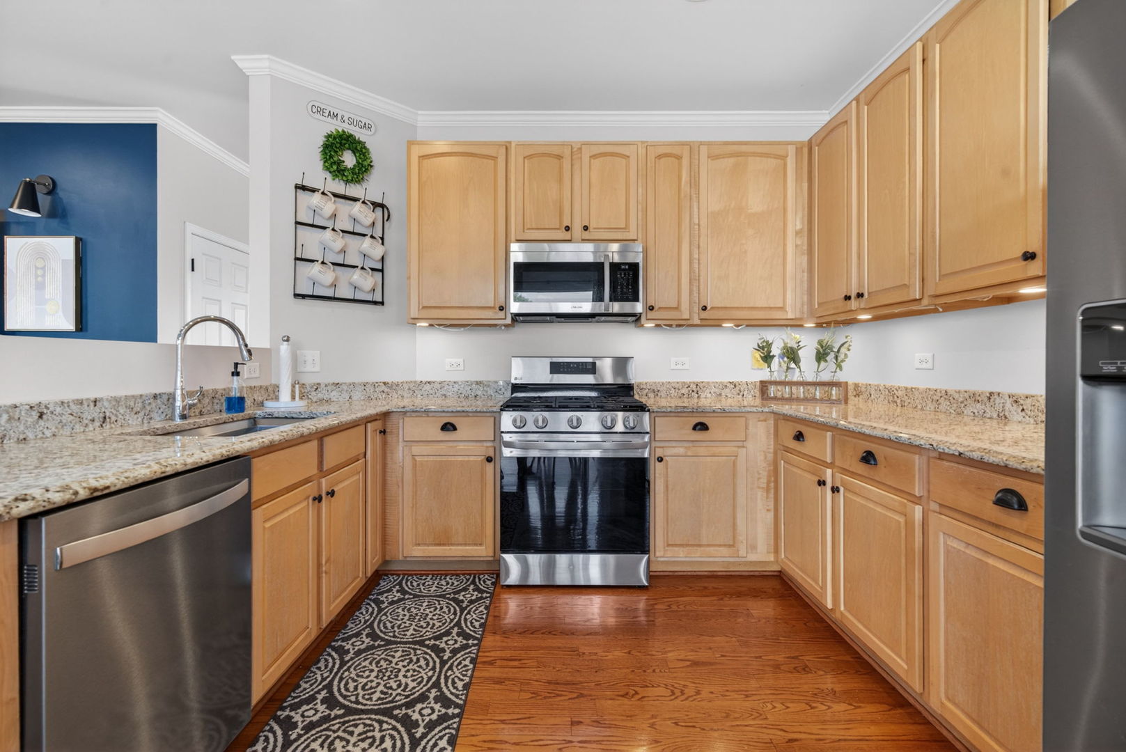 1155 S Wabena Avenue, Minooka, IL 60447