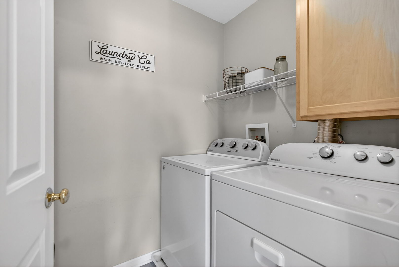 1155 S Wabena Avenue, Minooka, IL 60447