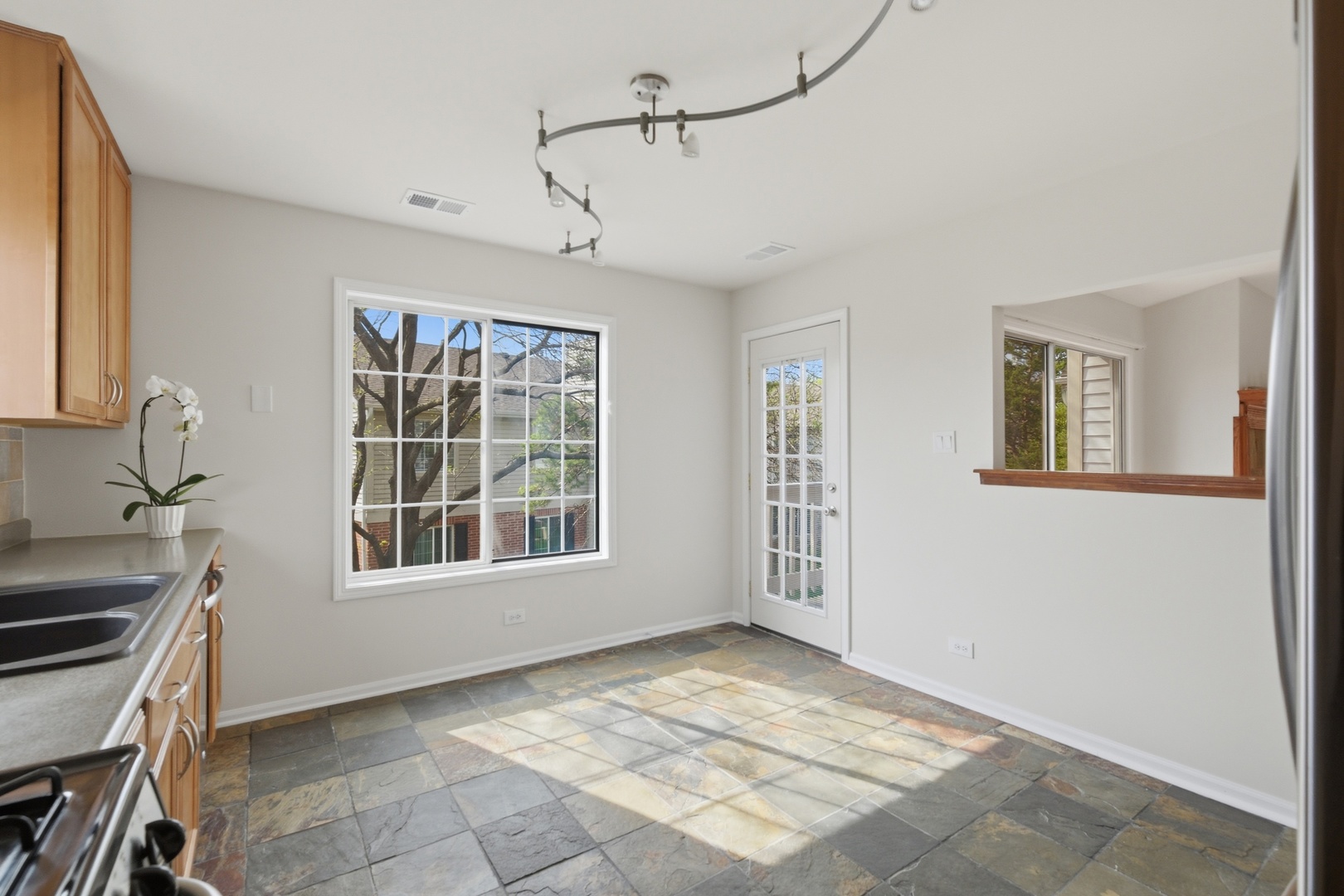 1312 E Evergreen Drive #2, Palatine, IL 60074