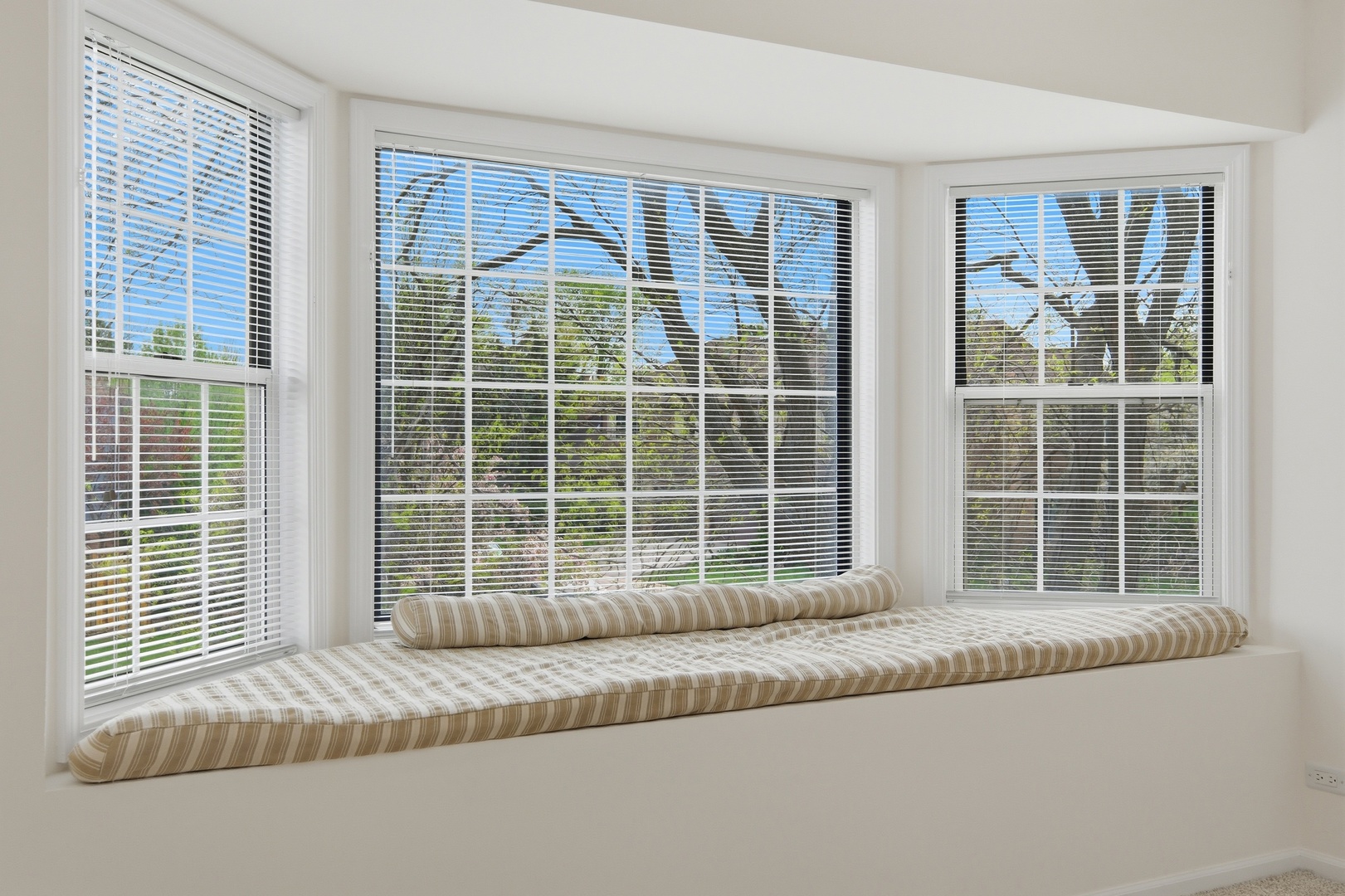 1312 E Evergreen Drive #2, Palatine, IL 60074