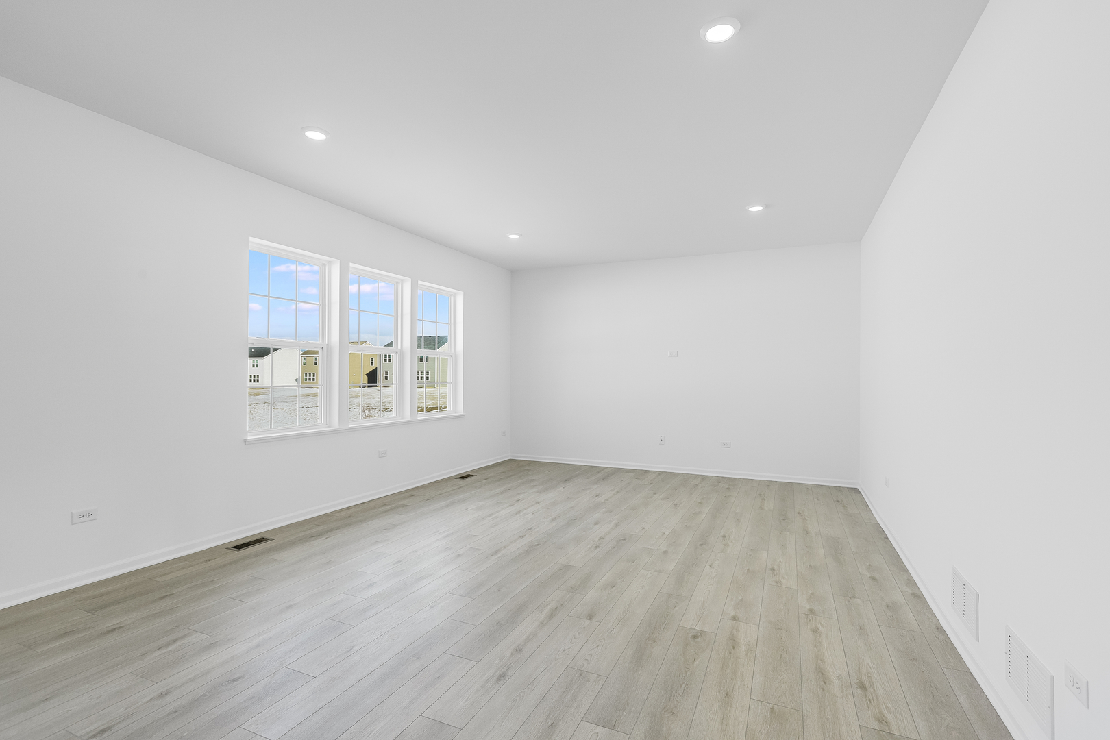 419 Hathaway Lane, Oswego, IL 60543