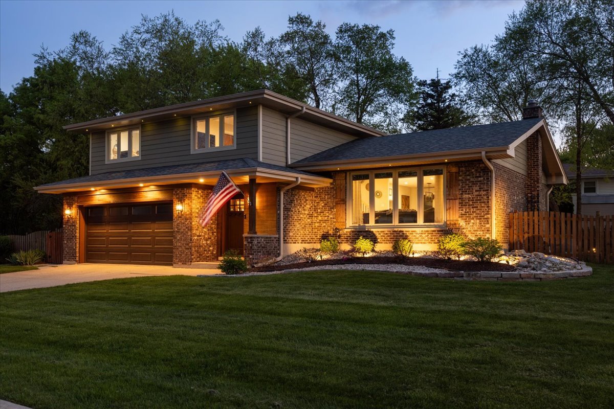 534 Summit Drive, Schaumburg, IL 60193