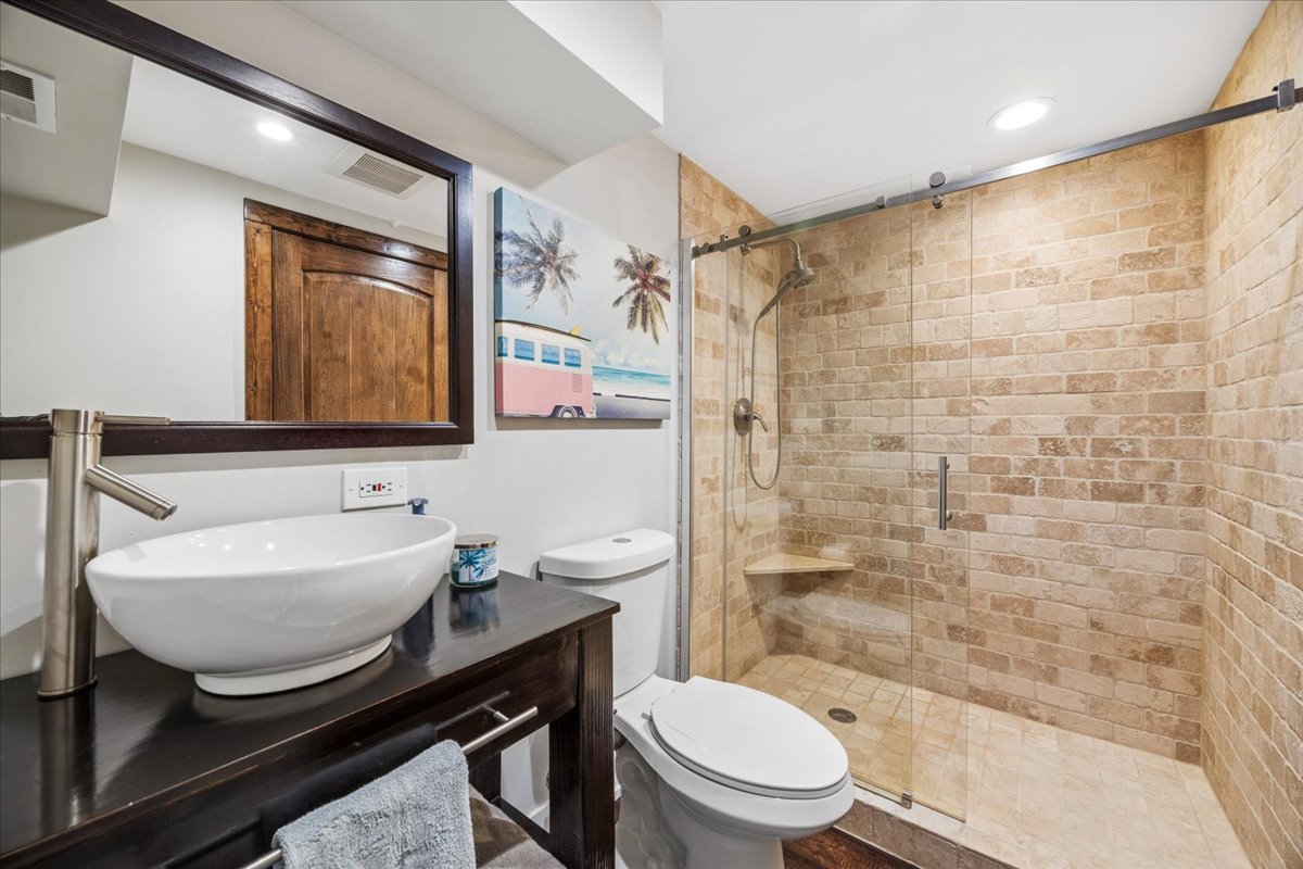 534 Summit Drive, Schaumburg, IL 60193