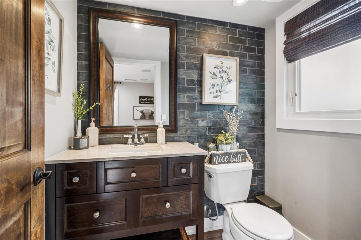 534 Summit Drive, Schaumburg, IL 60193