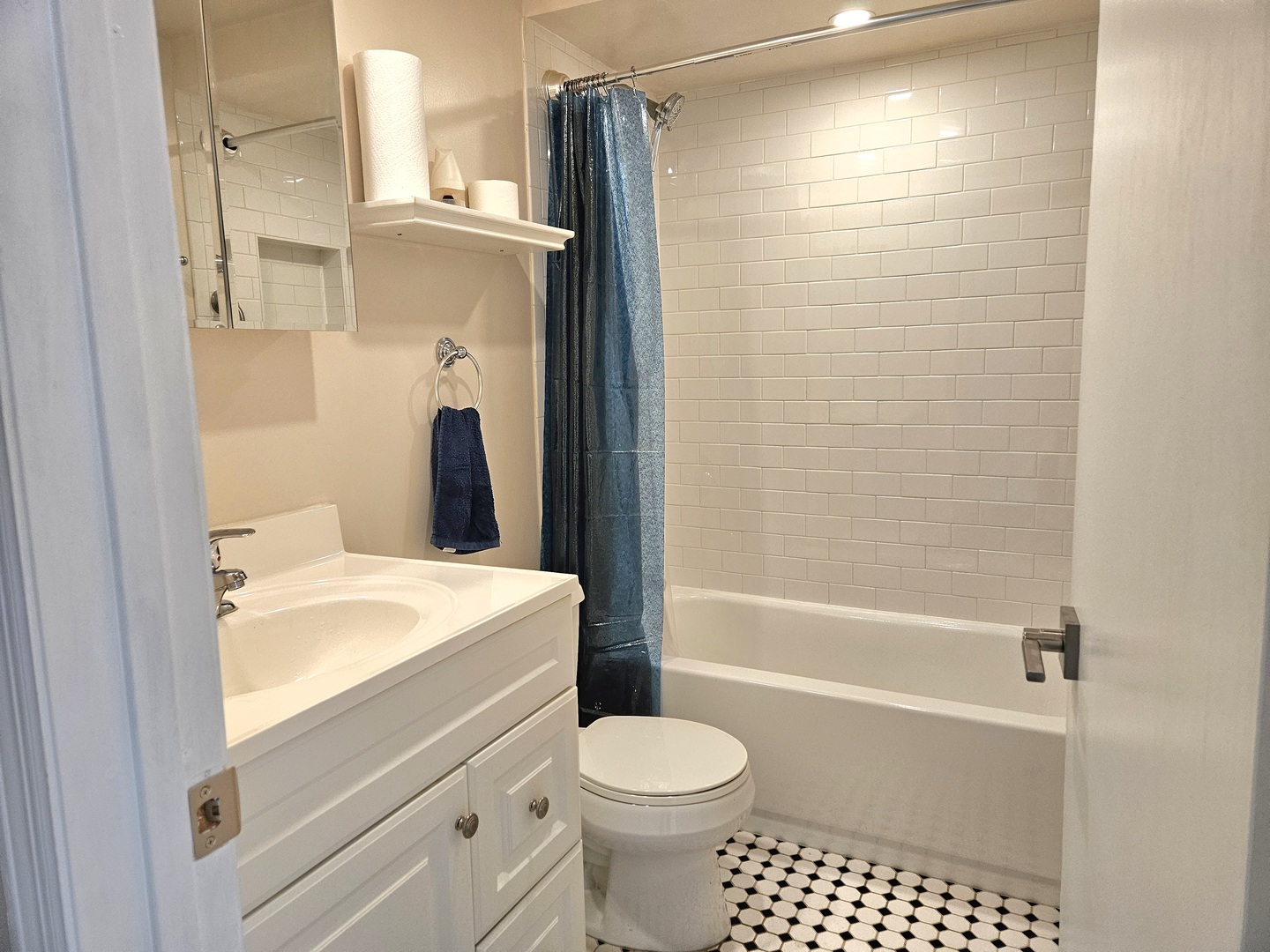 5502 TINDER Drive #5, Rolling Meadows, IL 60008