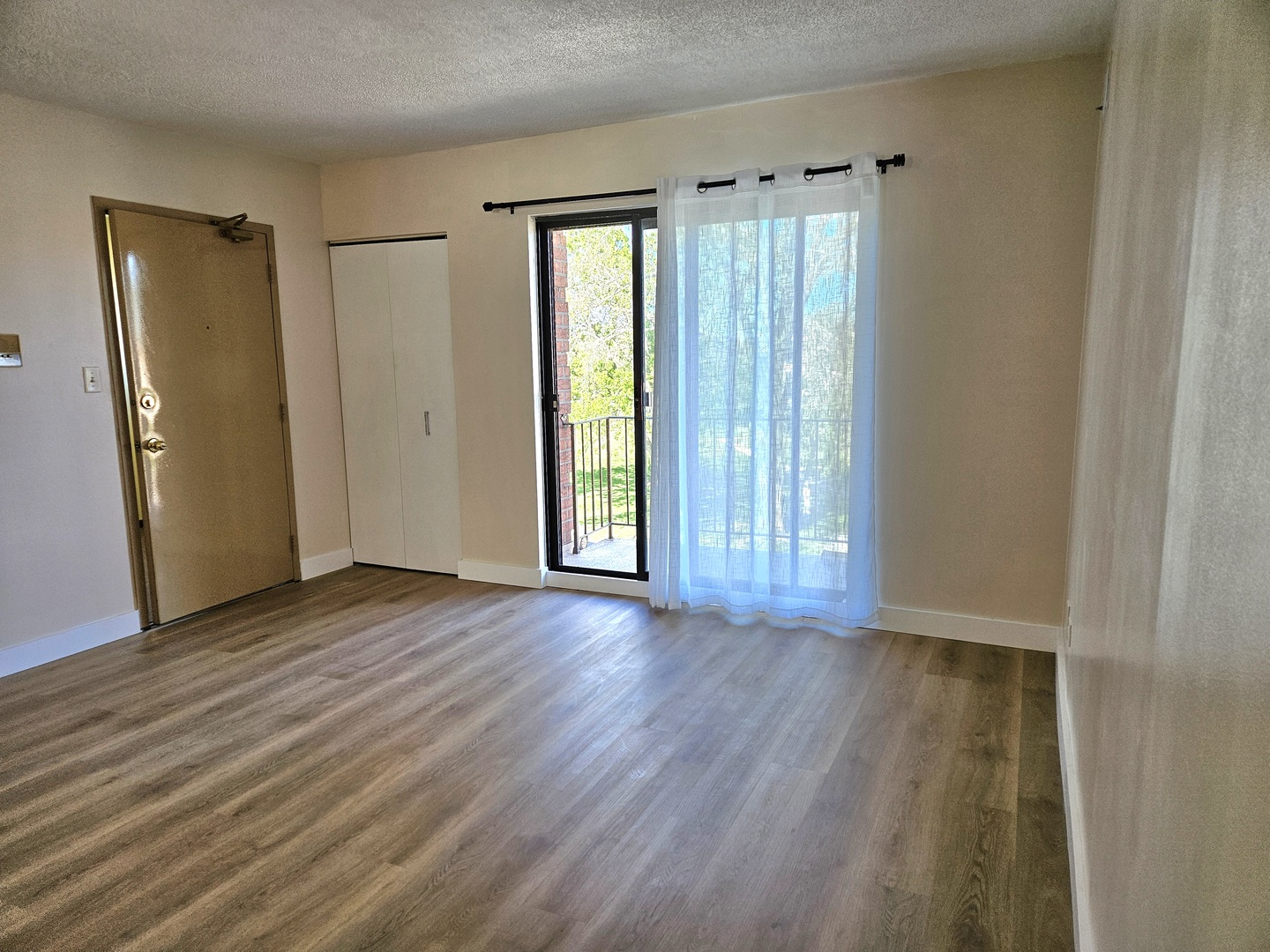 5502 TINDER Drive #5, Rolling Meadows, IL 60008