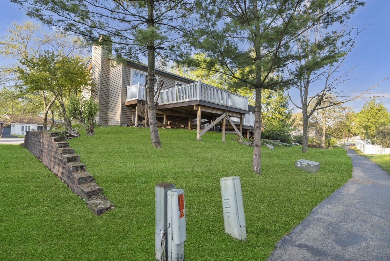 24W474 Surf Court, Naperville, IL 60540