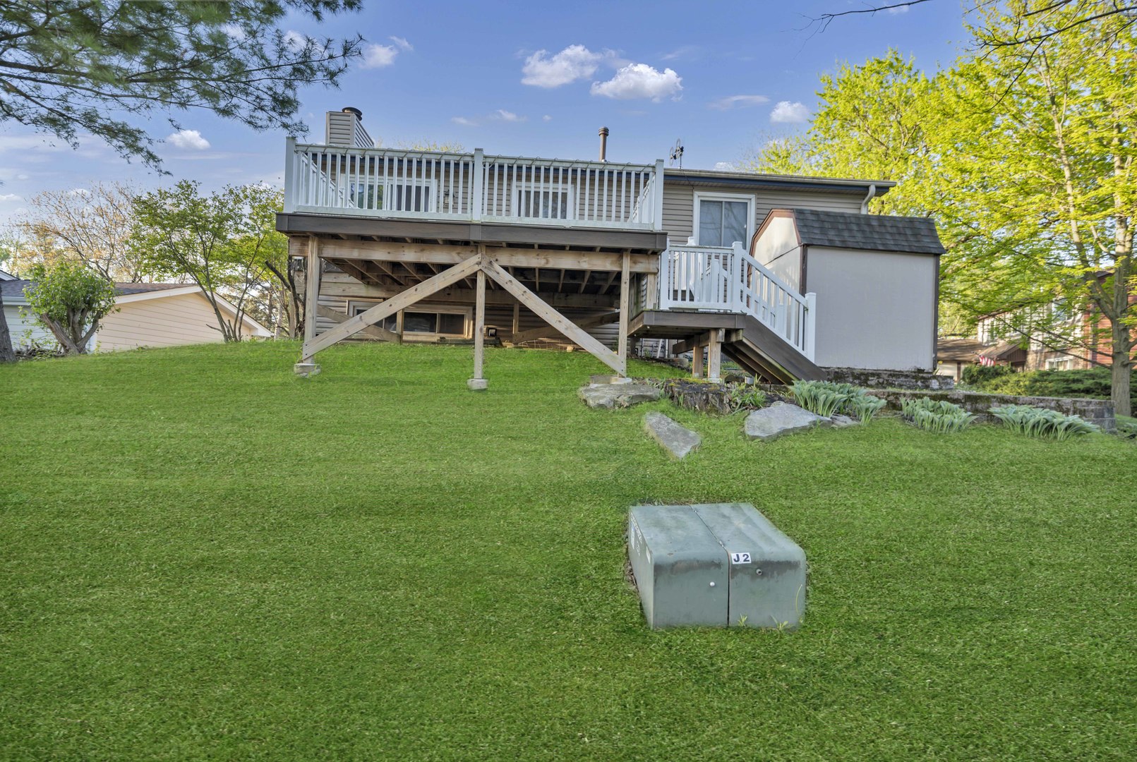 24W474 Surf Court, Naperville, IL 60540