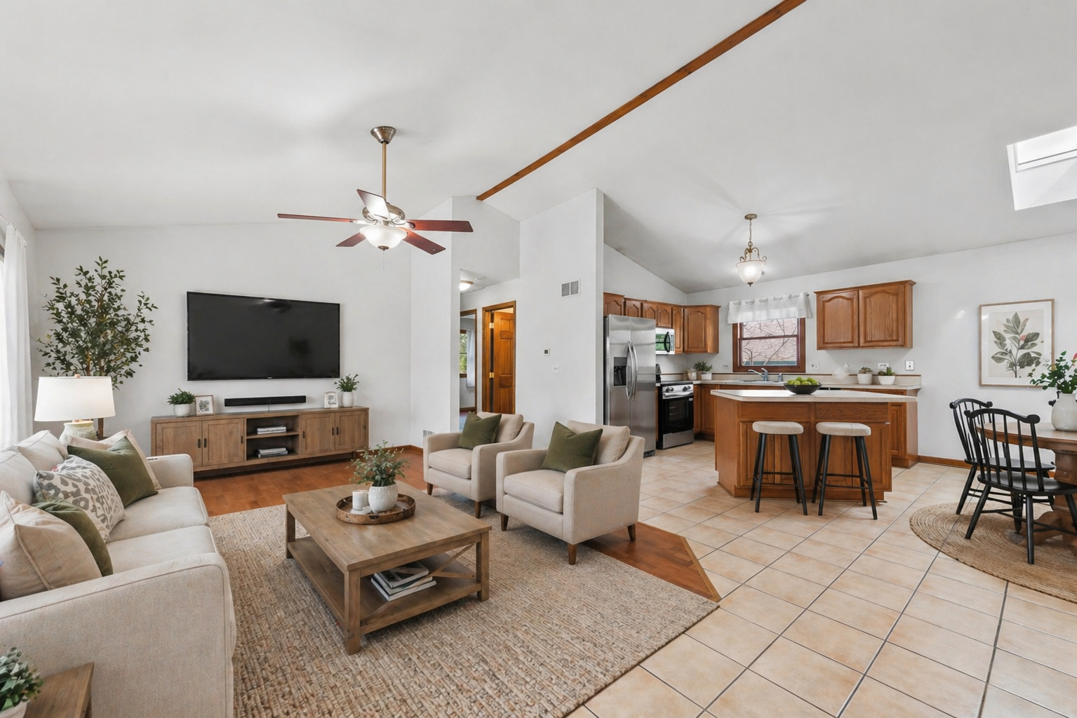 5214 PARKVIEW Drive, Mccullom Lake, IL 60050