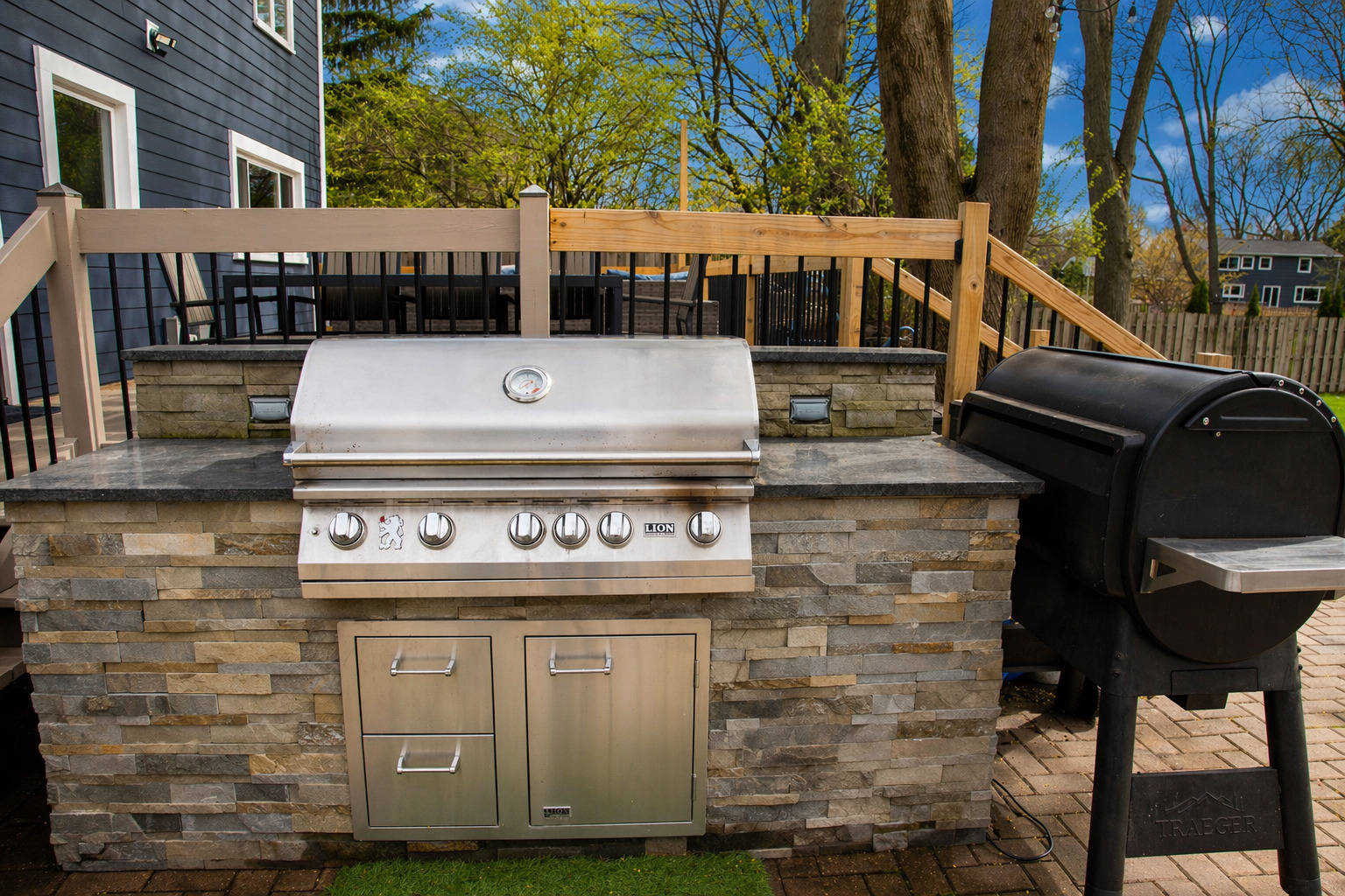 2S316 Arrowhead Drive, Wheaton, IL 60189