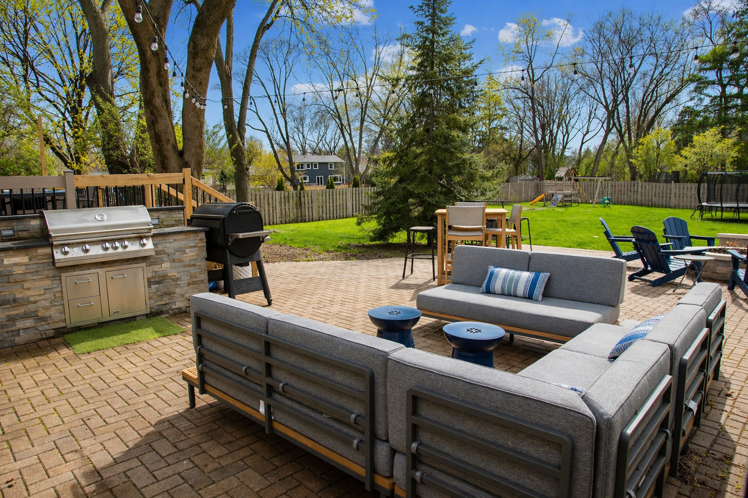 2S316 Arrowhead Drive, Wheaton, IL 60189