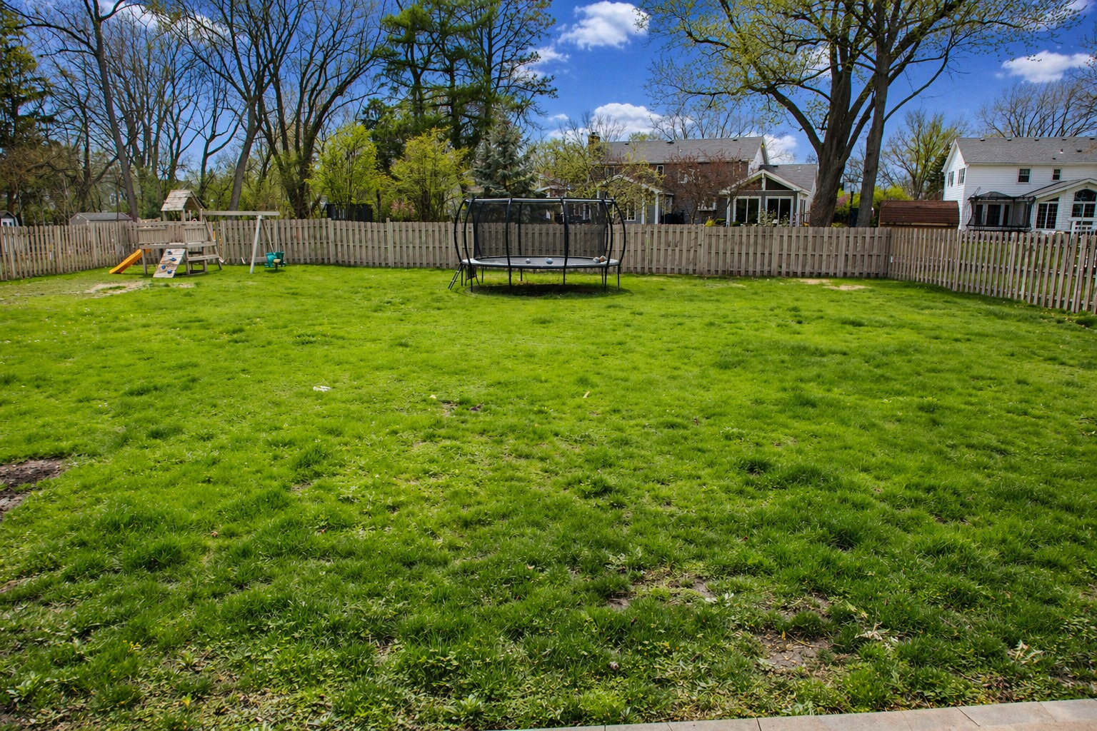 2S316 Arrowhead Drive, Wheaton, IL 60189