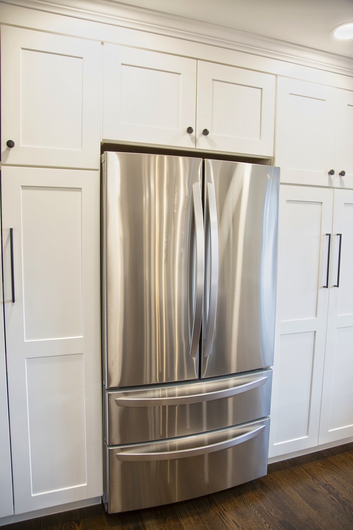 2S316 Arrowhead Drive, Wheaton, IL 60189