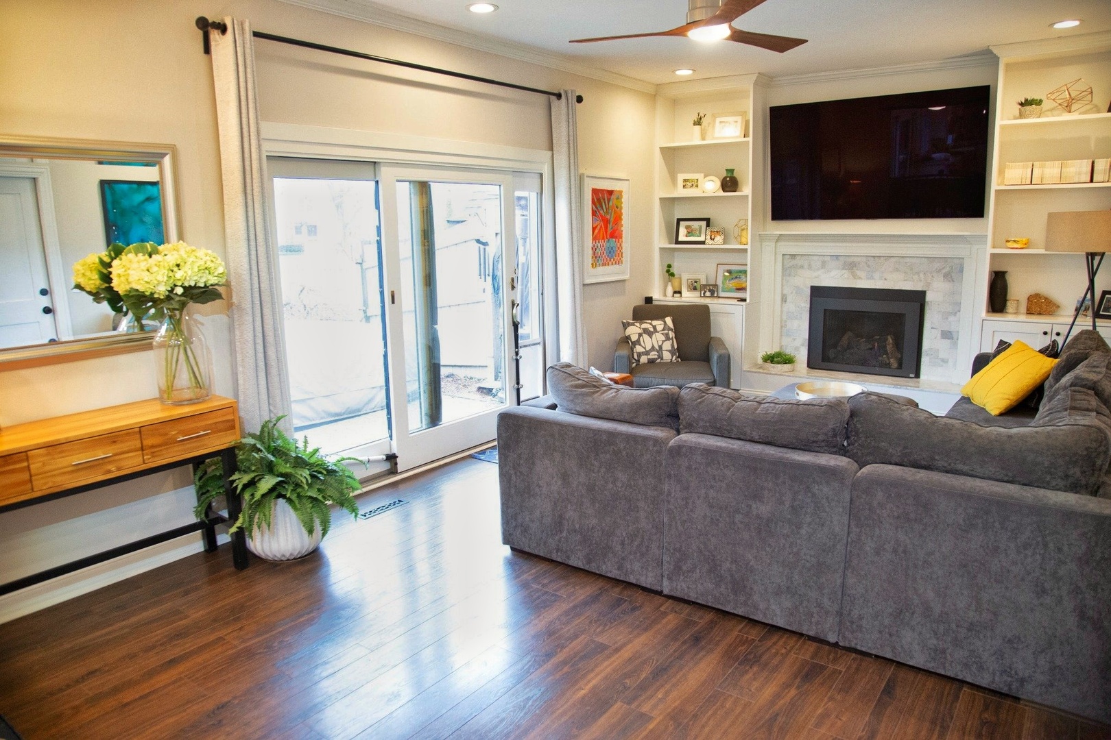 2S316 Arrowhead Drive, Wheaton, IL 60189