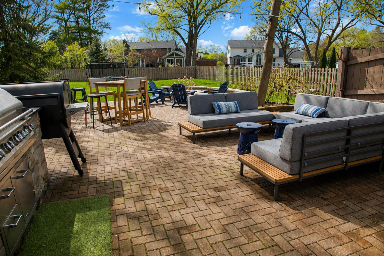 2S316 Arrowhead Drive, Wheaton, IL 60189