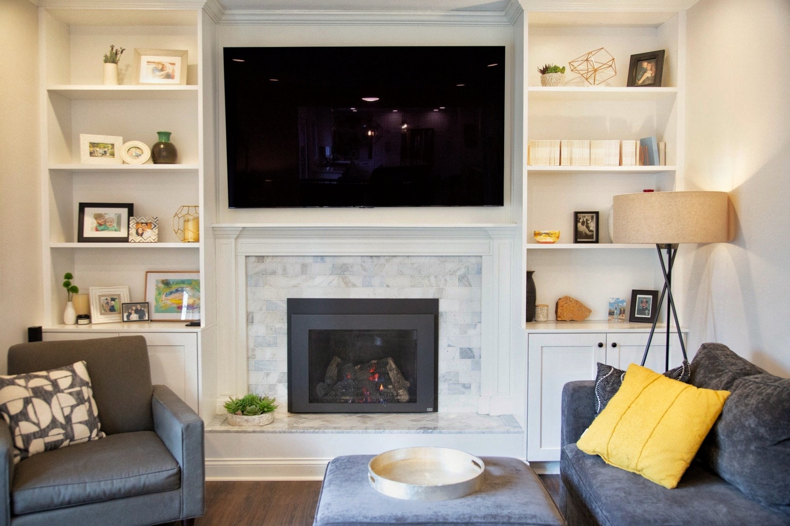 2S316 Arrowhead Drive, Wheaton, IL 60189