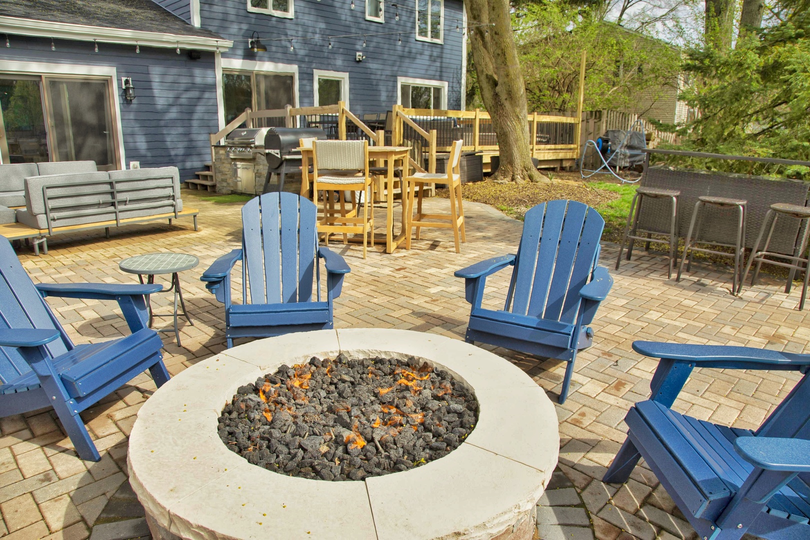 2S316 Arrowhead Drive, Wheaton, IL 60189